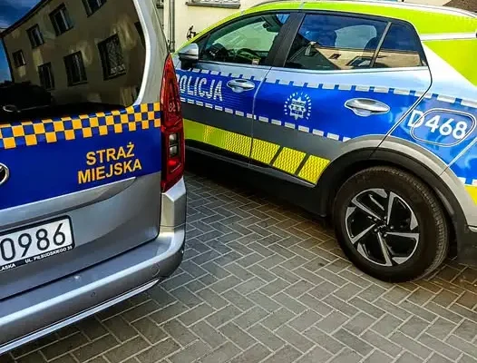 Biała Podlaska: nietrzeźwy mężczyzna leżał przy stadionie. Okazało się, że jest poszukiwany przez policję
