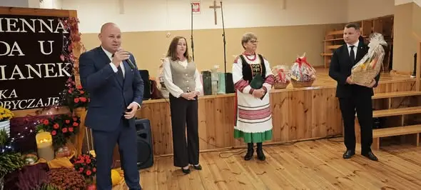 II Jesienna Biesiada u Dobrynianek — muzyka, tradycja i wspólnota w Dobryniu Dużym