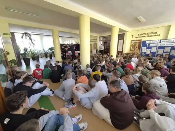 Policja szkoliła mieszkańców z procedur bezpieczeństwa