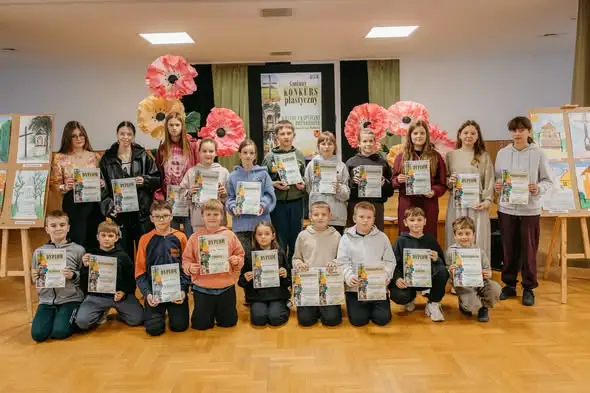 80 prac w konkursie „Krzyże i kapliczki przydrożne” w Gminie Leśna Podlaska – znamy laureatów