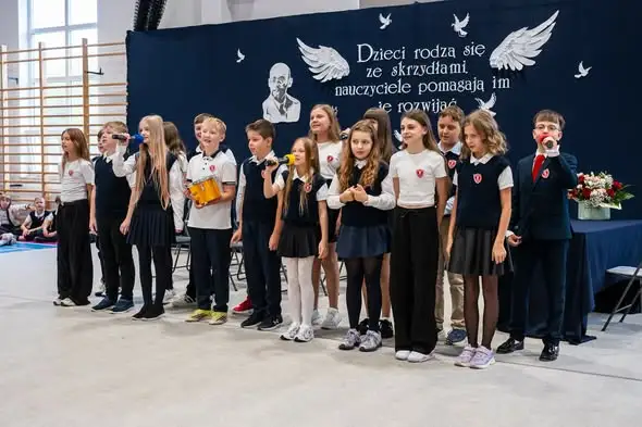 Biała Podlaska: 10-lecie Niepublicznej Szkoły Podstawowej im. Janusza Korczaka