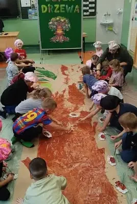 Dzień Drzewa w przedszkolu: małe rączki, wielkie pomysły i jesienne arcydzieła