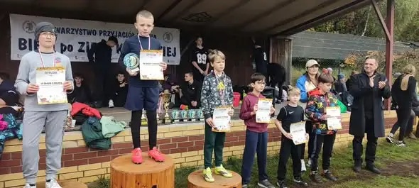 Uczniowie z Piszczaca triumfują w Biegach po Ziemi Kodeńskiej