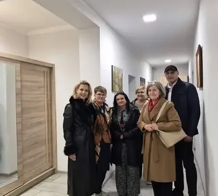 Radni Powiatu Bialskiego odwiedzili placówki pomocy społecznej i pieczy zastępczej