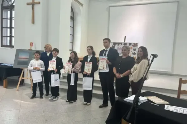 Młodzi recytatorzy z gminy zachwycili jury. Kto przeszedł dalej?
