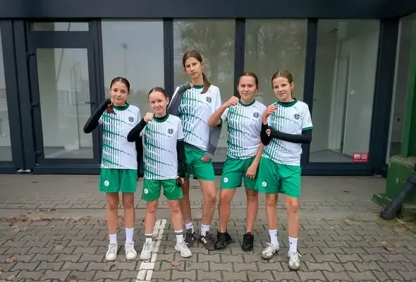 Pięć piłkarek z akademii w Łomazach na konsultacjach reprezentacji LZPN U13