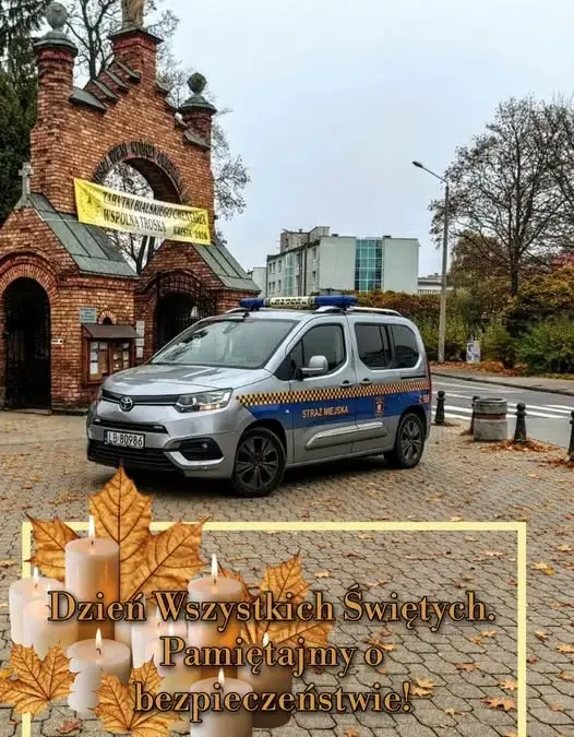 Wszystkich Świętych w Białej Podlaskiej: straż miejska czuwa nad bezpieczeństwem przy cmentarzach